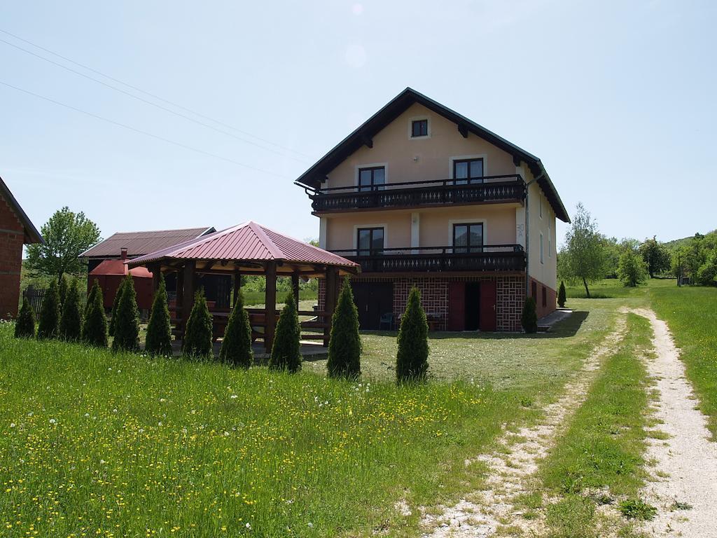 Villa Jelena Korenica Esterno foto